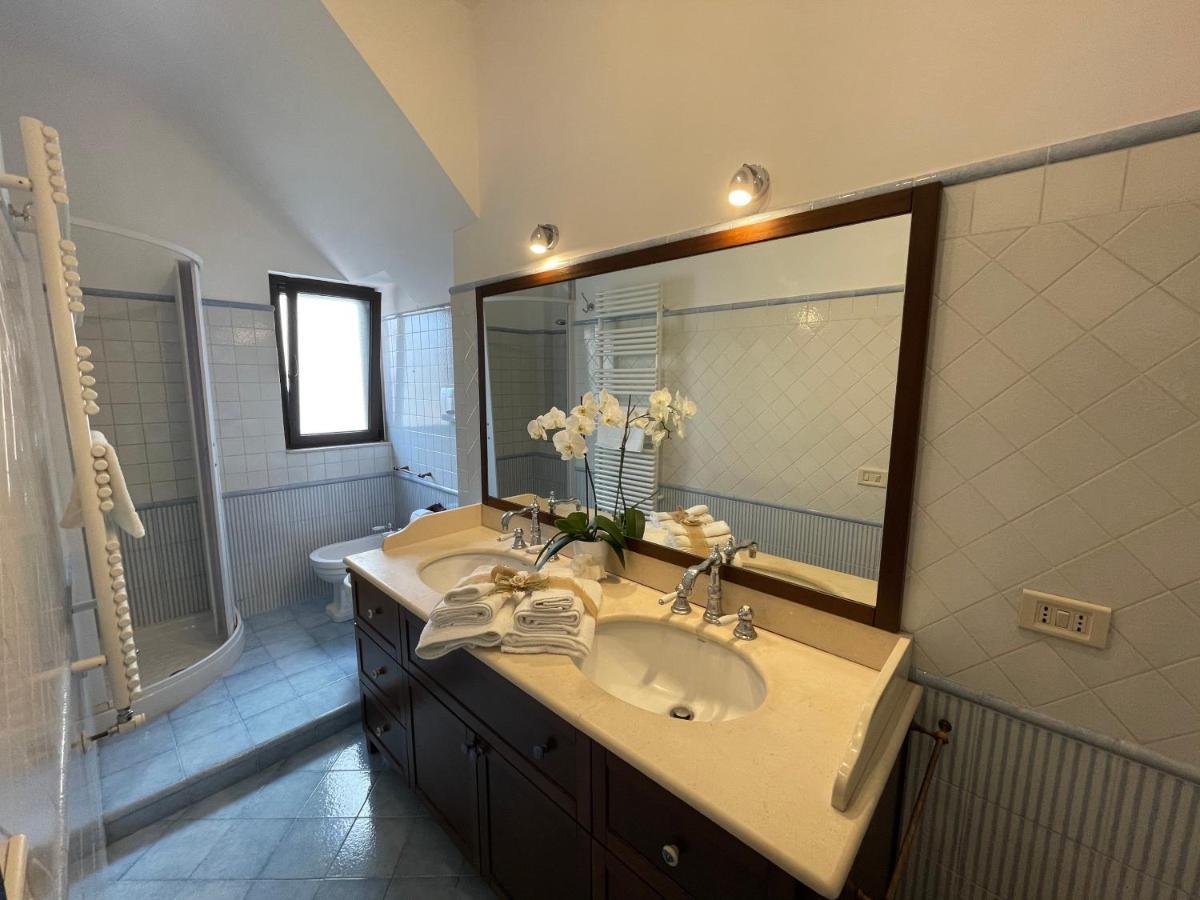 Dimora Bellini Apartment And Rooms 卡斯特拉纳格罗泰 外观 照片