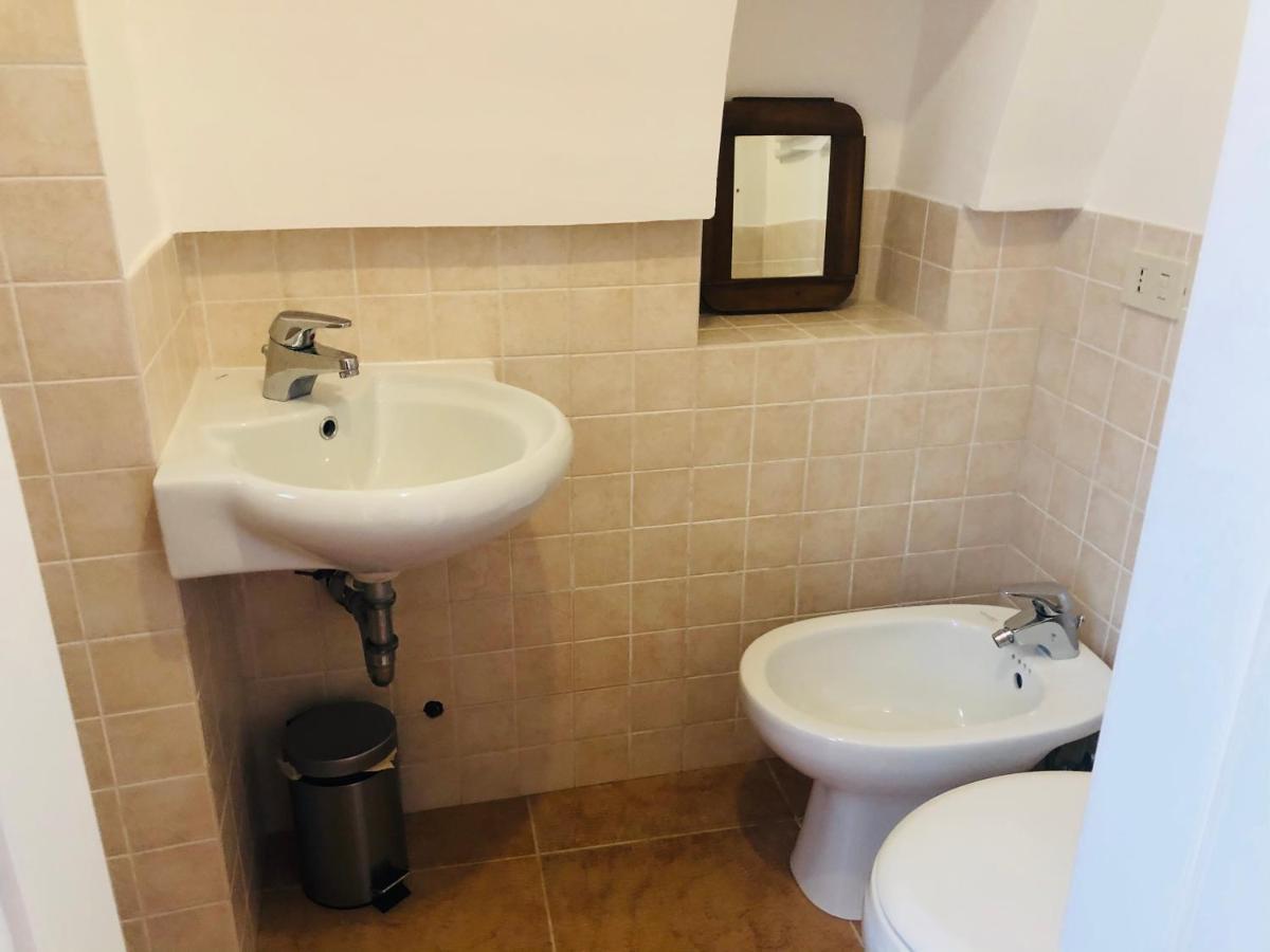 Dimora Bellini Apartment And Rooms 卡斯特拉纳格罗泰 外观 照片