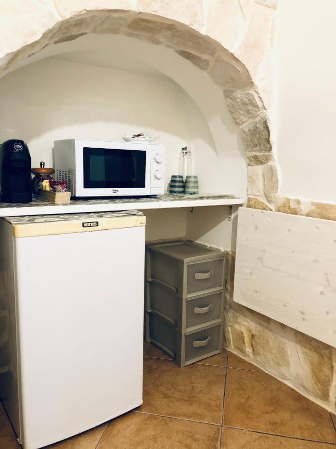 Dimora Bellini Apartment And Rooms 卡斯特拉纳格罗泰 外观 照片